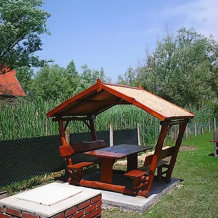 Dozsa Apartman Balatonmáriafürdő